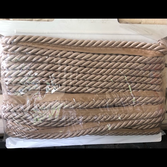 Decorator Cotton/Rayon Cord, (.54" Twisted Cord plus .5" Lip) - 22 yds - Picture 2 of 2